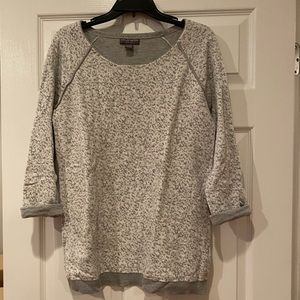 A Pea In The Pod sweater with cuff sleeve size L